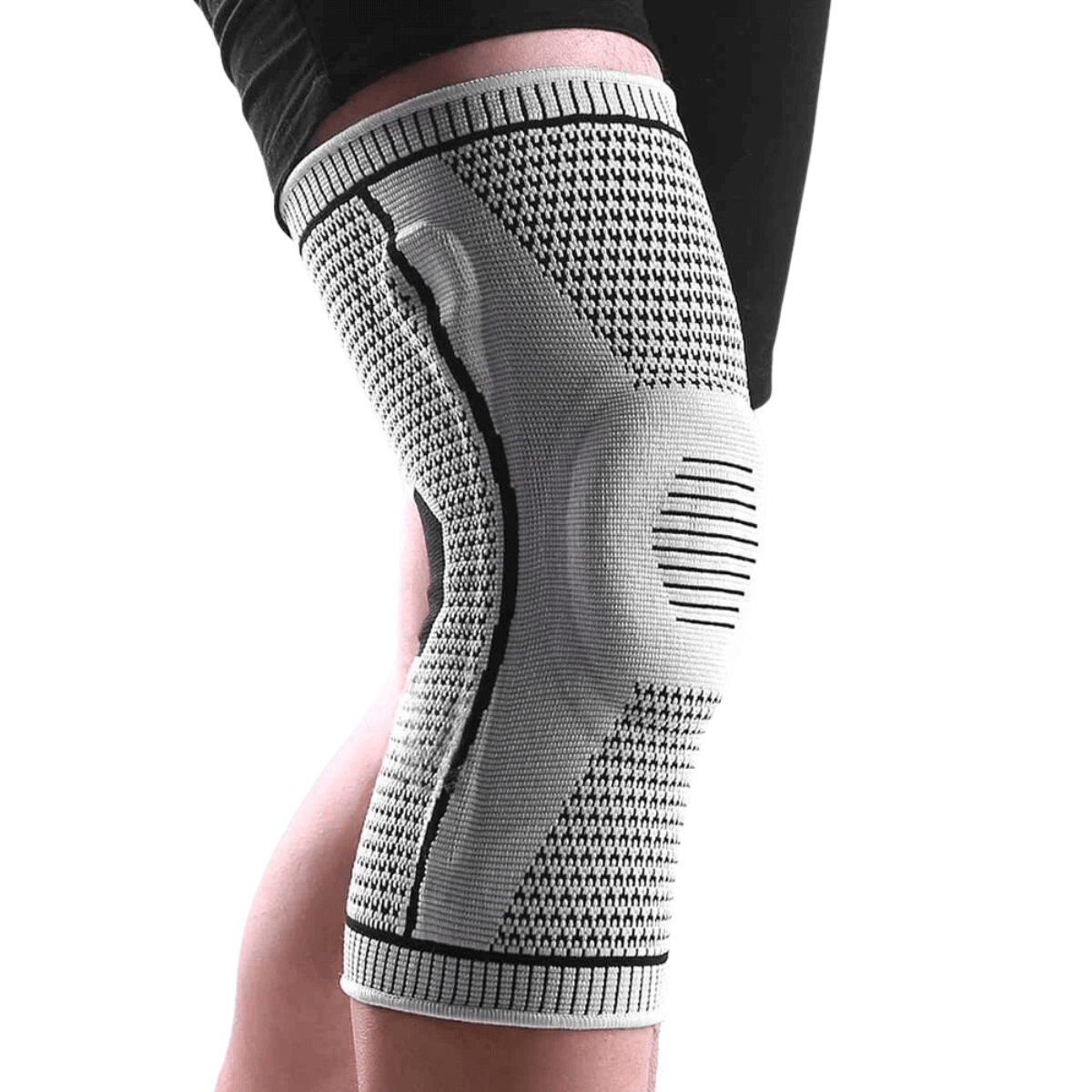 Knæstøtte med sidestivere og silikonestøtte til patella